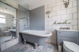 En suite bedroom 1- click for photo gallery